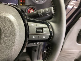 クルーズコントロールを装備しています。高速道路などで一定の速度で走ってくれるので運転が楽ですよ!速度を設定できますので、スピードの出しすぎにも注意できます。