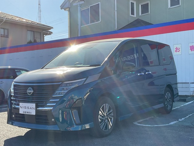 セレナ 1.4 e-POWER ルキシオン