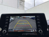 バックガイドモニター付いております!車庫入れの際にあると役立ちますよ♪