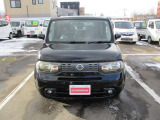 ご覧のお車は現在当店中古車展示場にて展示中です!