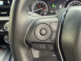 ステアリングスイッチ付きです!ハンドルから手を離さずにオーディオ操作ができて安全で便利です♪
