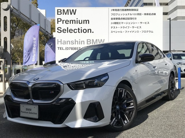 i5M60 xドライブ 4WD