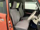 【フロントシート】さまざまな体格の方が快適に運転ができるよう配慮したシートになっております。