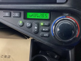 オートエアコンでオールシーズン快適に過ごせます。