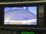 後方確認が便利なバックカメラ搭載、駐車時も安心です!!