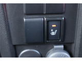 運転席シートヒーター付です。