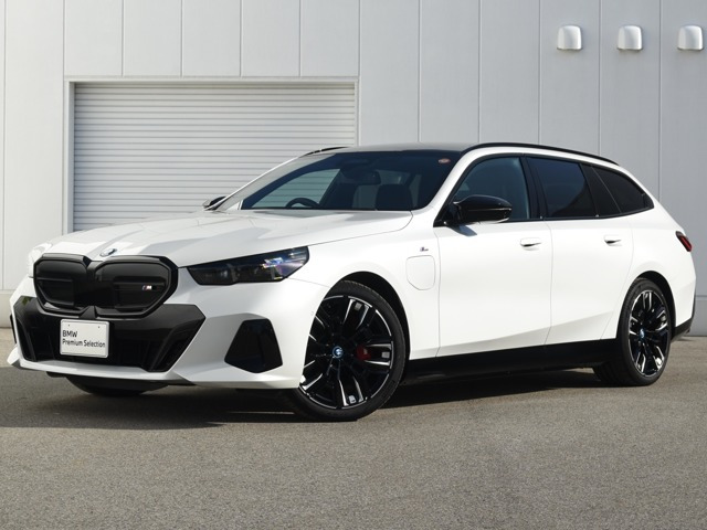 i5ツーリングM60 xドライブ 4WD