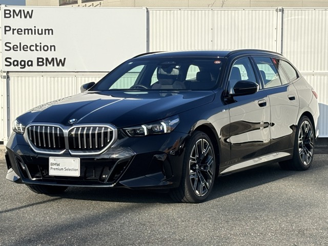 5シリーズツーリング 523d xドライブ Mスポーツ 4WD