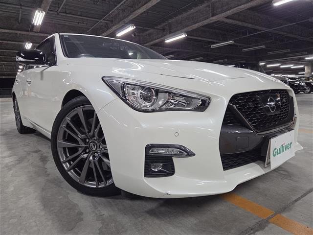 スカイライン3.0 400R本革シート サンルーフ