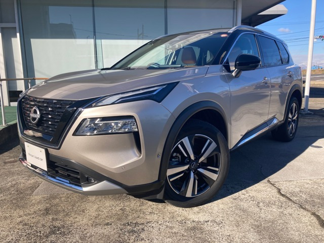 エクストレイル 1.5 G e-4ORCE 4WD