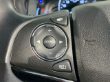 【ステアリングリモコン】ステアリングにオーディオ調節可能なスイッチが装備されていますので運転中でも視線をそらさずにオーディオの調節が可能です!