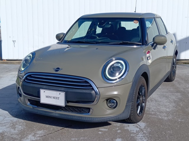 ミニ  ヴィクトリア 5ドア DCT