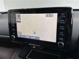 純正ナビを装備。タッチパネル式で使いやすく、お出かけもラクラクです。