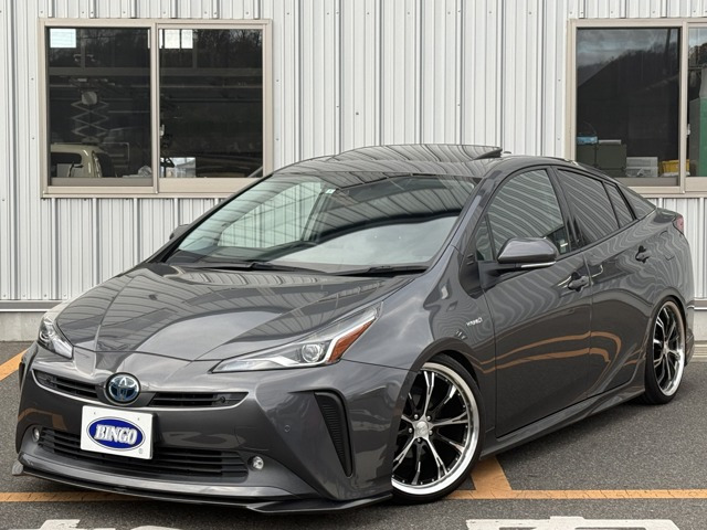 プリウス 1.8 A プレミアム サンルーフ TRDエアロ 車高調 ナビ