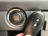 【プッシュエンジンスタートシステム】エンジン始動・停止をワンタッチで行うことが出来ます。