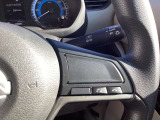 ステアリングも使用感が少なく、きれいな状態です