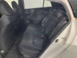 【後部座席】後部座席を実際に座って体感してください♪気になるような汚れやへたり等、大きなダメージはなく、良好な状態です♪