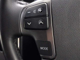 ステアリングスイッチ装備!運転しながら手元でオーディオの操作などができます。