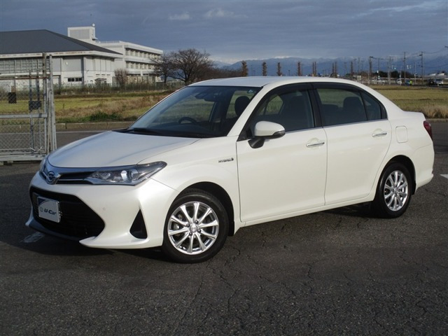 カローラアクシオ1.5 ハイブリッド G