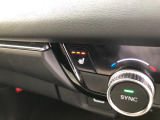 【シートヒーター】スイッチを押せば、座面と背もたれで体を温めてくれます♪