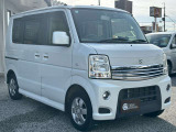彦根インターからお車で3分とアクセス便利!近くには有名観光地の彦根城もありますので、観光と合わせてのご来店も良いですね♪活気溢れる自慢のスタッフがお客様のご来店をお待ちしております!