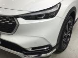 LEDヘッドライトは、点灯の瞬間から最大光量を発揮し、突然暗くなるトンネルなどでの安定感を高めます。
