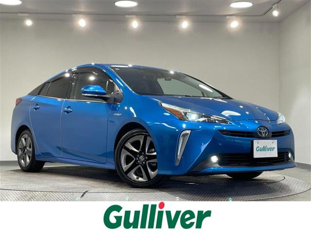 トヨタ プリウス 