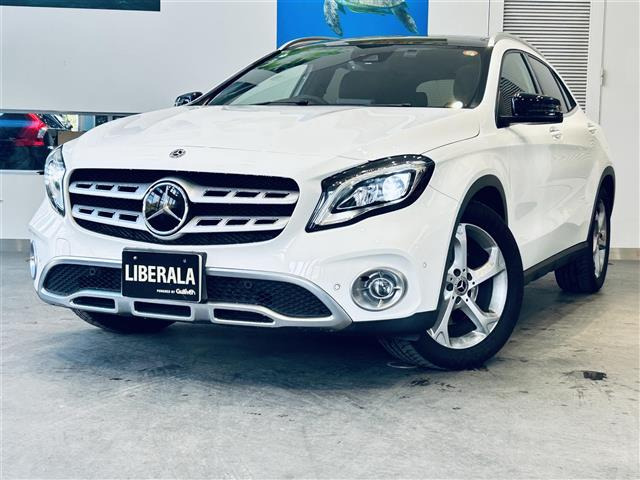 GLAクラスGLA220 4マチック 4WD4WD サンルーフ