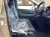 フロントグリル交換済 ボディサイドモール取付 オーディオレス ホンダセンシング サイドカーテンエアバック 運転席助手席シートヒーター 両側パワースライドドア