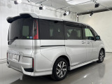 ご納車までの期間ですが、県内のお客様は2、3週間、県外のお客様は3、4週間ほどでご納車が可能となります。但し、お支払いや書類の状況によっては多少の前後もありますので、その際には何卒ご了承下さい。