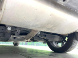 お車を安心してお乗りいただく為には、足回りの定期点検が欠かせません。サービスサポート(有償保証)では無料点検もご提供しており、安心のカーライフをお過ごしいただけるサポート体制が整っています。