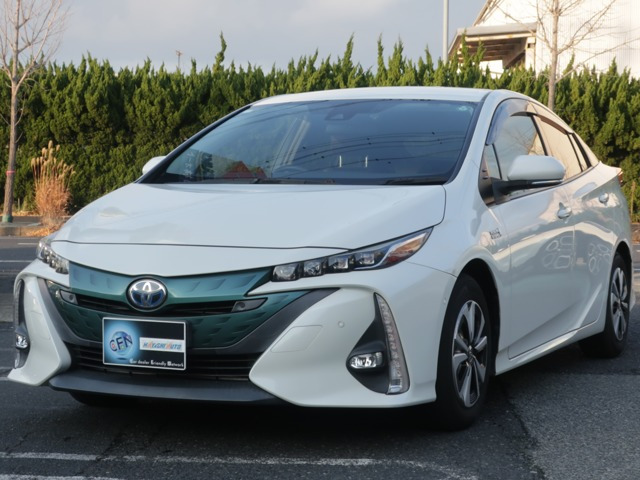 プリウスPHV1.8 Sセーフティ プラス