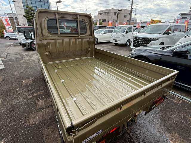 ダイハツ ハイゼットトラック スタンダード 3方開 4WD の中古車詳細