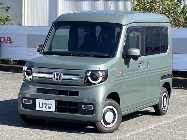 N-VANファン ターボ 4WD