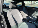 【運転席】シートの状態も良好です。
