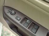 運転しながら操作しやすいように各種ボタンが設置されています♪ストレスのない快適なドライブに必須です!
