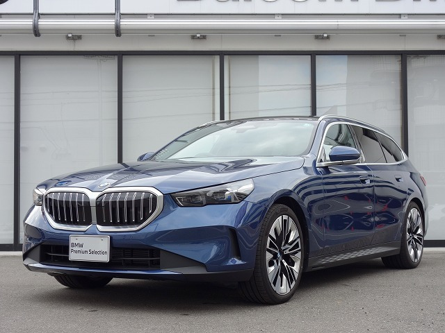 5シリーズツーリング523d xドライブ エクスクルーシブ 4WD