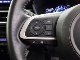 ステアリングスイッチ装備!運転しながら手元でオーディオの操作などができます。