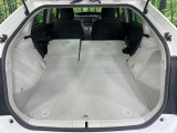 後席を格納すると、これだけの広さが!シーンに合わせたシートアレンジで、大きな荷物も積むことが出来ます♪