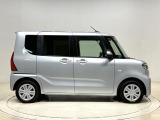 ドアは約90度に開くので荷物も積み込みやすく、乗り降りもしやすい♪ ロングドライブも快適に過ごせる工夫がいっぱいです♪♪