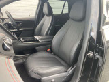 当社の車両は検査員による厳格な検査を行います!機関系はもちろん、骨格部位修復歴や外板パネルの交換歴・板金塗装歴などを十分に確認した上で、基準に達した車両のみを取り扱います!!