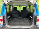 後席を格納すると、これだけの広さが!シーンに合わせたシートアレンジで、大きな荷物も積むことが出来ます♪