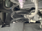 お車を安心してお乗りいただく為には、足回りの定期点検が欠かせません。サービスサポート(有償保証)では無料点検もご提供しており、安心のカーライフをお過ごしいただけるサポート体制が整っています。