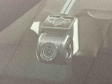 事故直前・直後のデータを記録しておくことで、客観的な検証を行うことができるドライブレコーダーが付いてます。保証は修理保証のみとなります。