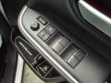 運転しながら操作しやすいように各種ボタンが設置されています♪ストレスのない快適なドライブに必須です!