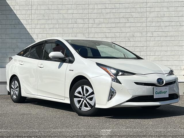 プリウス 1.8 A 4WD ワンオーナー