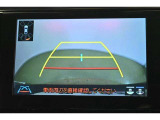 バックガイドモニターで、後方を確認しながら安心して駐車することができます。運転初心者も熟練者も必須の機能ですよ!