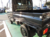 チョイ上げ☆14アルミ☆ATタイヤ☆5MT☆4WD☆デフロック☆FRバンパーガード☆漢のオールブラック特別仕様車☆
