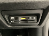 ハンドルの右下にETCがついています。高速道路の料金所の通過も楽々です!。 カードの取り出しもしやすい場所についています。