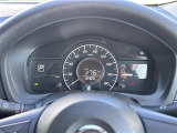 【スピードメーター】メーターがシンプルで見やすく運転しやすいですね!